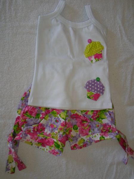 Blusa 100% algodão com bordado e short